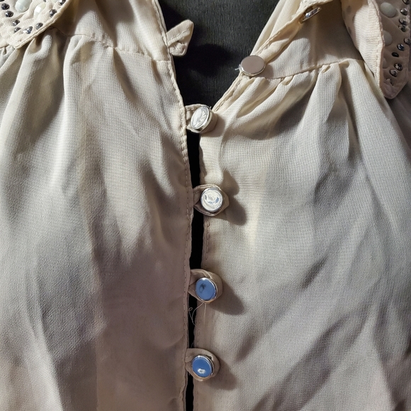 Blouse - Picture 2 of 6